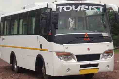 Explore & Book Complete Range of Van & Coaches for Hire with us